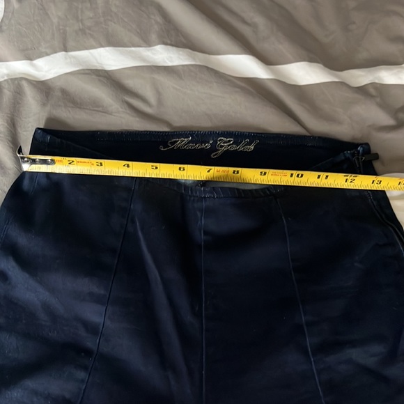 Mavis Gold Jeans, Size 27, side zipper and ankle zippers, dark wash - Picture 9 of 13